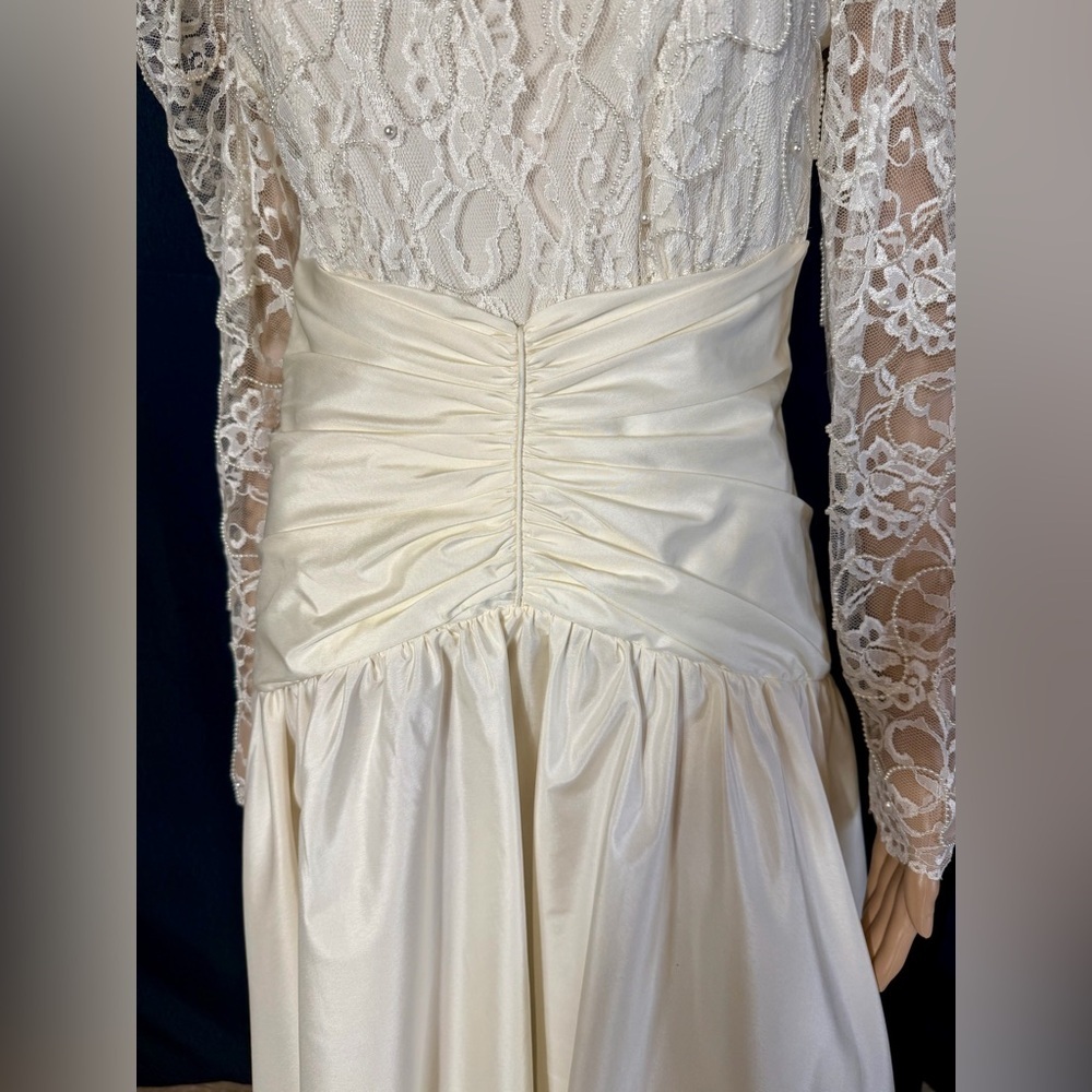 Dessy Creations Vintage Ivory Lace Tea-Length Wedding Dress Ruched Waist - Picture 7 of 16